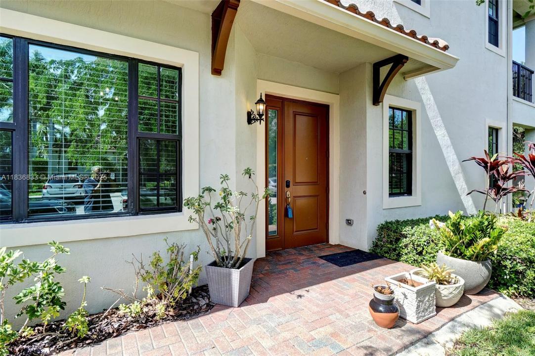 115 SW 127th Terrace, Plantation, Flórida 33325, Estados Unidos