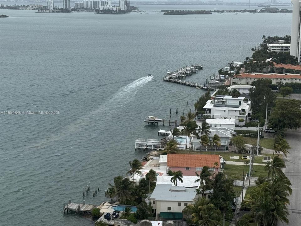 10911 N Bayshore Dr 0, Miami, Florida 33161