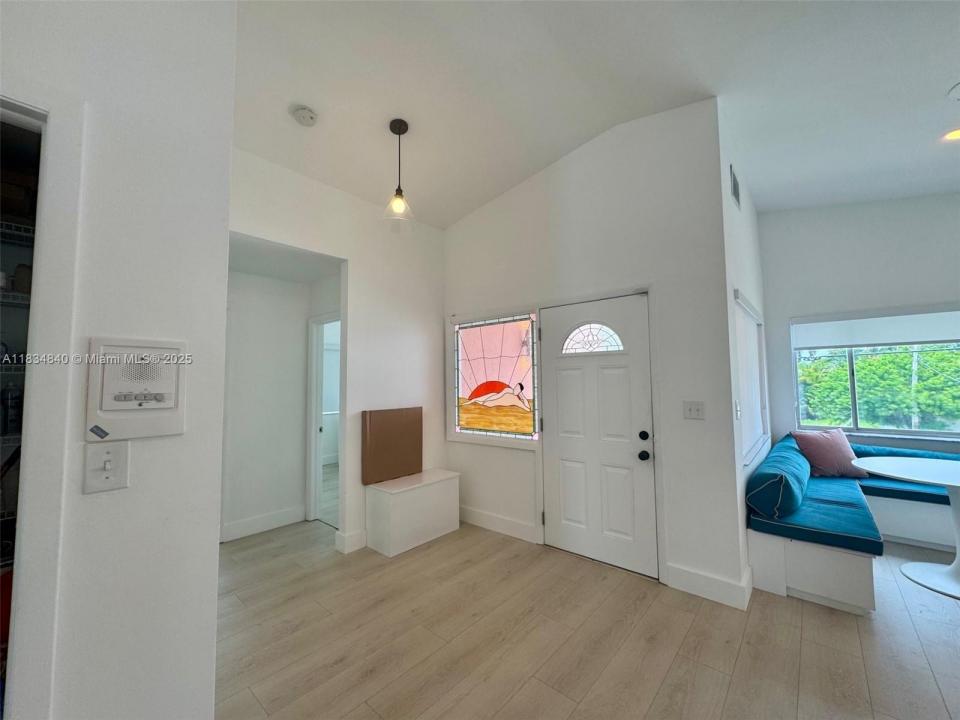 10911 N Bayshore Dr 0, Miami, Florida 33161