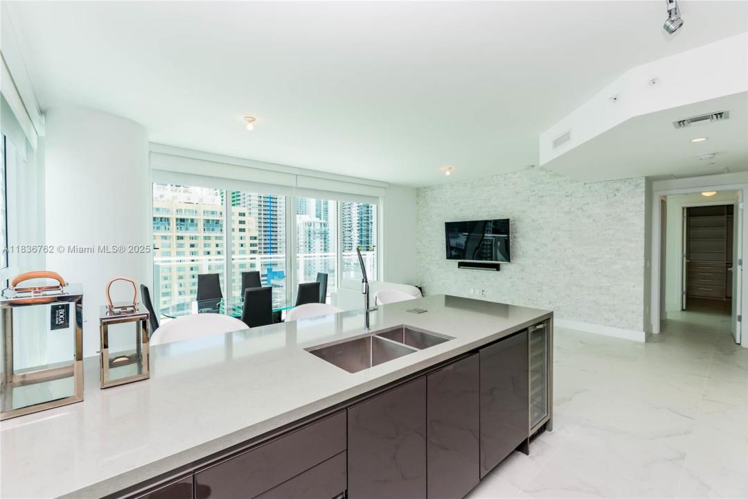 1080 Brickell Ave 1708, Miami, Florida 33131, Estados Unidos