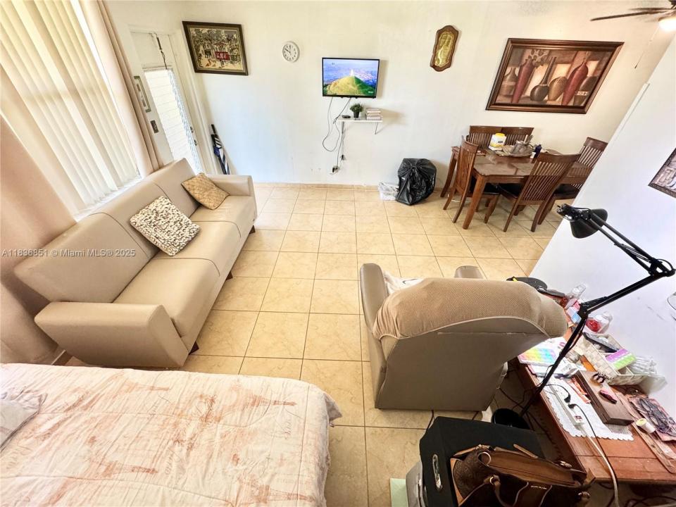 9021 Sunrise Lakes Blvd 104, Sunrise, Florida 33322