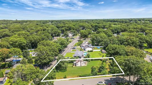 318 B Johnson Avenue, Islip, Nova Iorque 11779, Estados Unidos