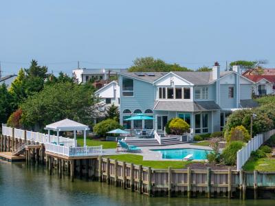 1416 Bay Boulevard, Hempstead, Nowy Jork 11509, USA