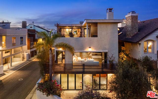 Roma Court, Marina Del Rey, California 90292
