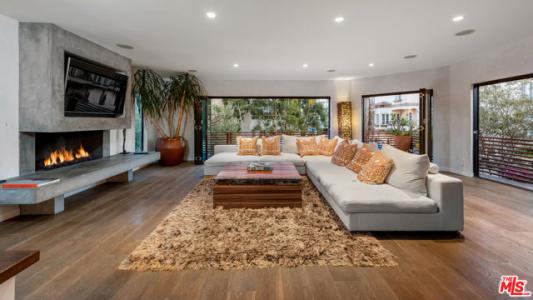 Roma Court, Marina Del Rey, California 90292