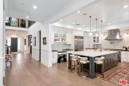 Dixie Canyon Avenue, Sherman Oaks, Californie 91423, États-Unis