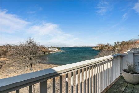 157 Harrison Avenue 15, Newport, RI 02840, USA