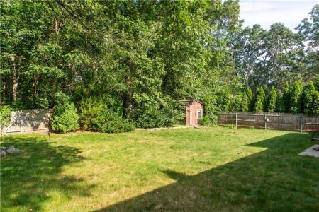 70 Helen Avenue, Warwick, Rhode Island 02886