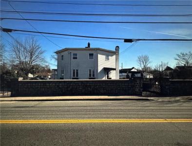 80 Phenix Avenue, Cranston, Rhode Island 02920