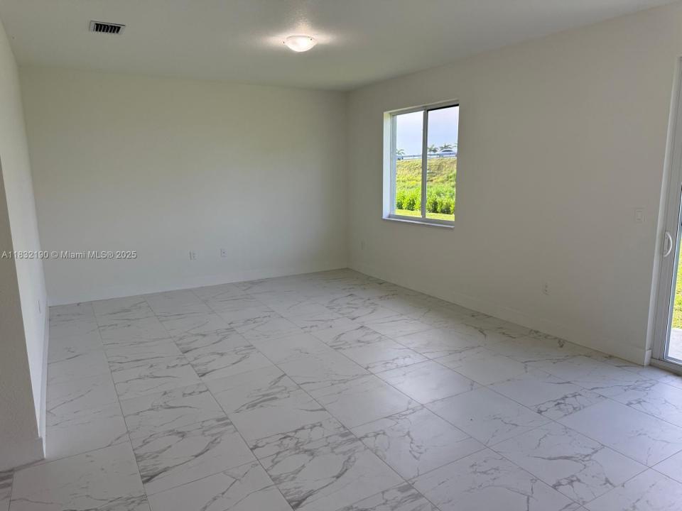 1838 NE 1st St, Homestead, 佛羅里達州 33033, 美國