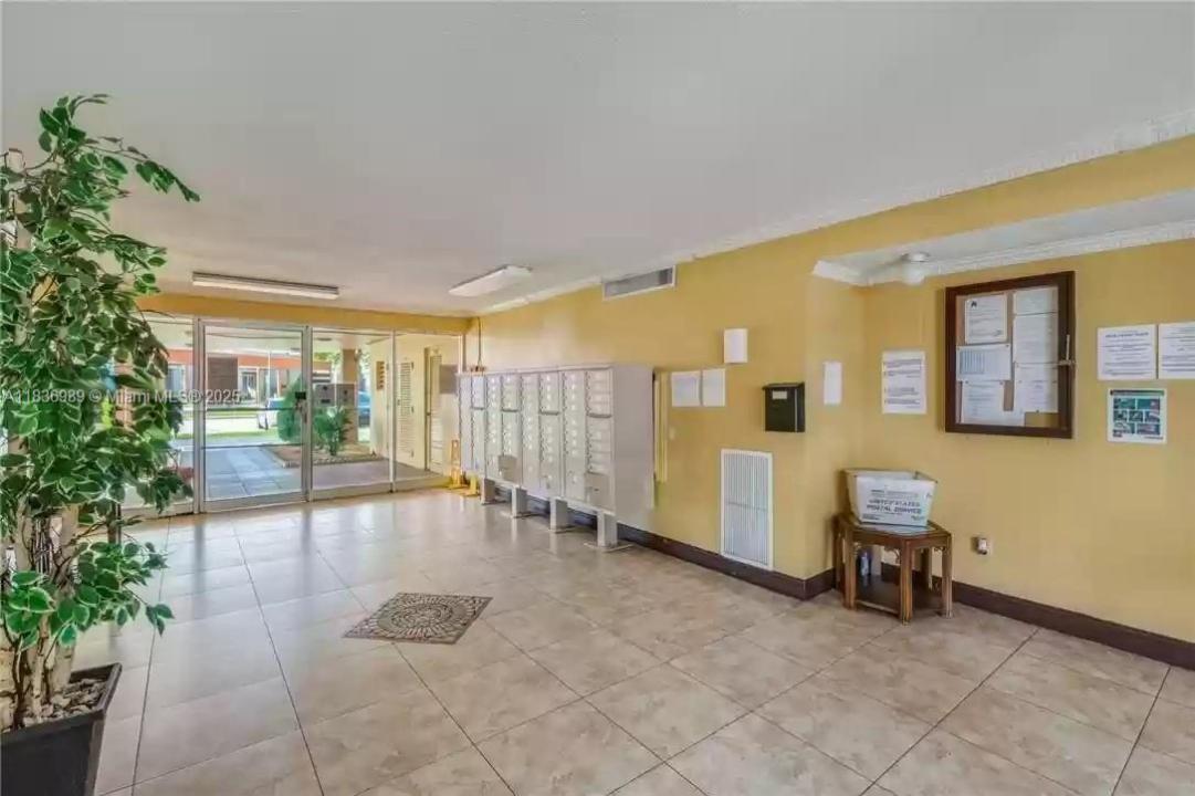16410 Miami Dr 509, North Miami Beach, 佛羅里達州 33162, 美國