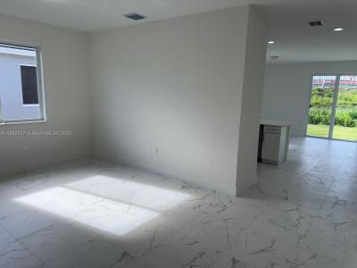 1866 NE 1st St, Homestead, Florida 33033, USA