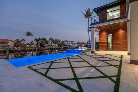 736 Lagoon Drive, North Palm Beach, Florida 33408