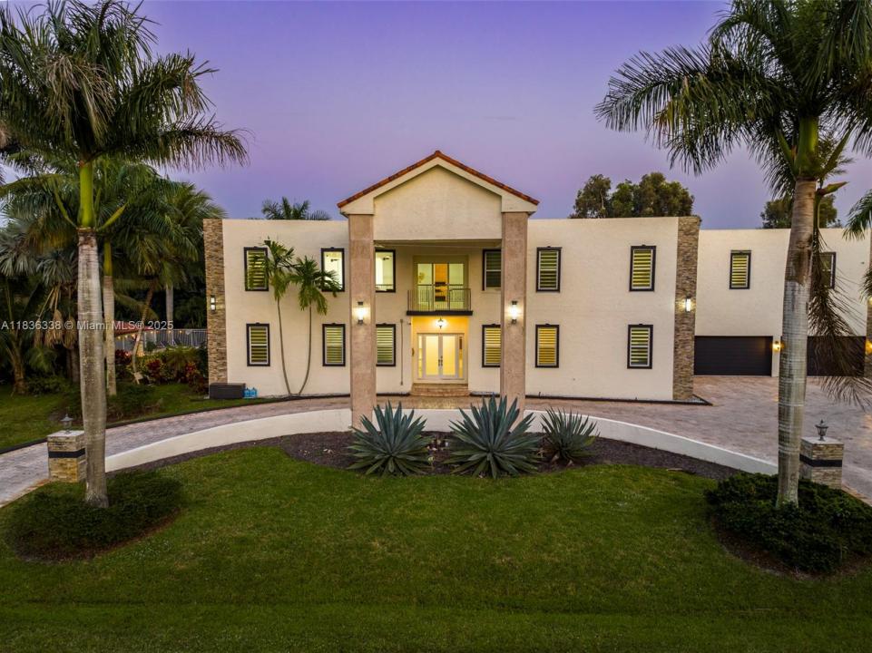 1430 NW 114th Ave, Plantation, Florida 33323