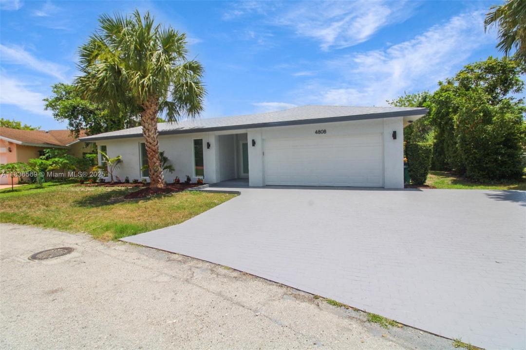 4808 Mango Dr, Tamarac, Florida 33319