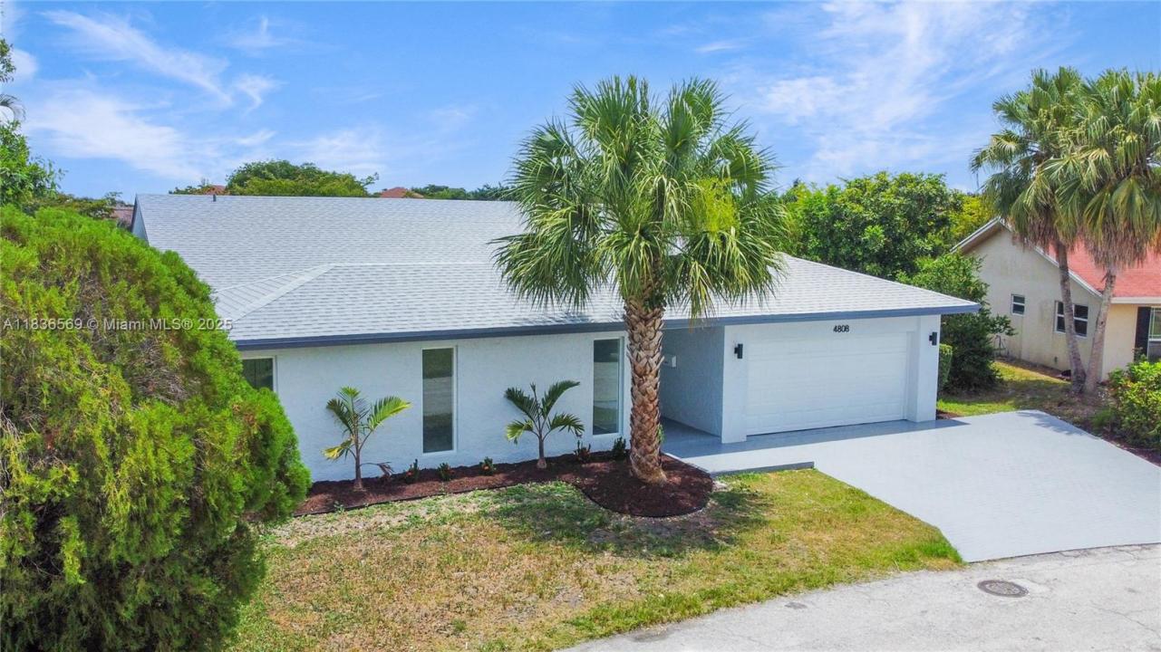 4808 Mango Dr, Tamarac, Florida 33319