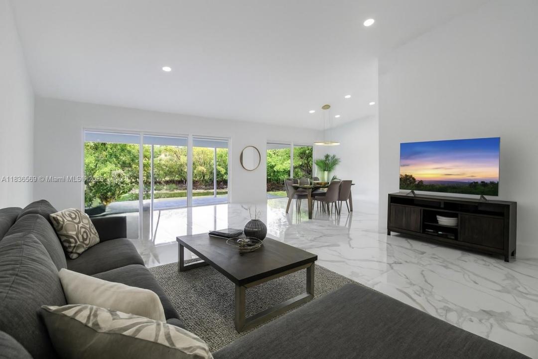 4808 Mango Dr, Tamarac, Florida 33319