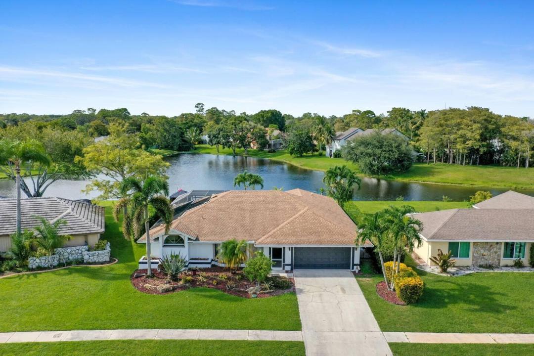 13947 Geranium Place, Wellington, Florida 33414, USA