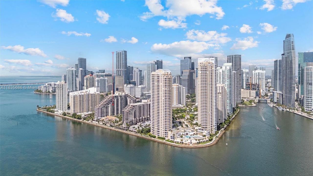 520 Brickell Key Dr A1404, Miami, פלורידה 33131, ארצות הברית של אמריקה