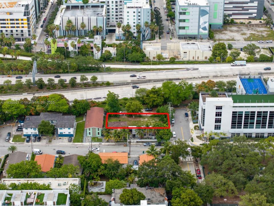 367 SW 11th St, Miami, Flórida 33130, Estados Unidos