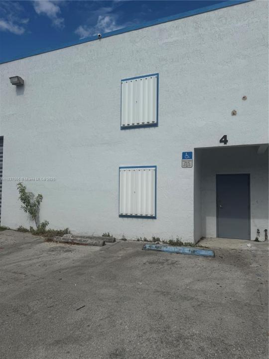 2205 W 80th St F-4, Hialeah, Flórida 33016, Estados Unidos
