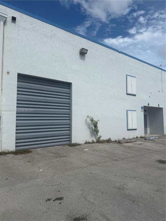 2205 W 80th St F-4, Hialeah, Flórida 33016, Estados Unidos
