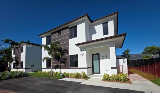 1313 NW 6th Ave B, Florida City, Florida 33034, USA