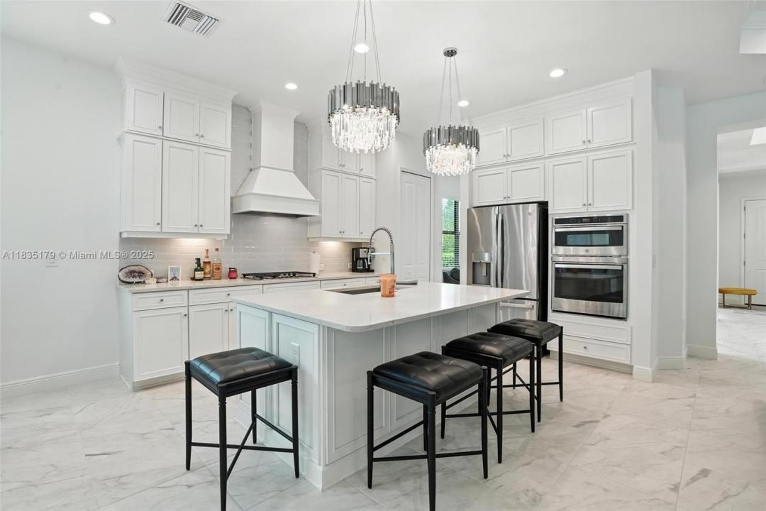 8368 PRESERVE POINT DR, Fort Myers, Florida 33912, HOA KỲ