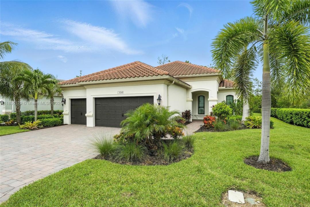 8368 PRESERVE POINT DR, Fort Myers, Florida 33912, HOA KỲ