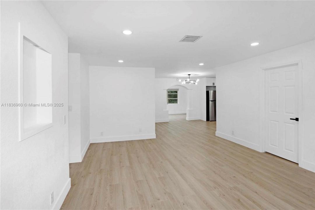 610 NW 38th Ct, Deerfield Beach, Floryda 33064, USA