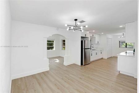 610 NW 38th Ct, Deerfield Beach, Florida 33064, USA