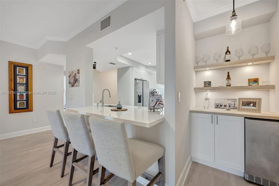 7588 SW 102nd St 203, Pinecrest, Florida 33156