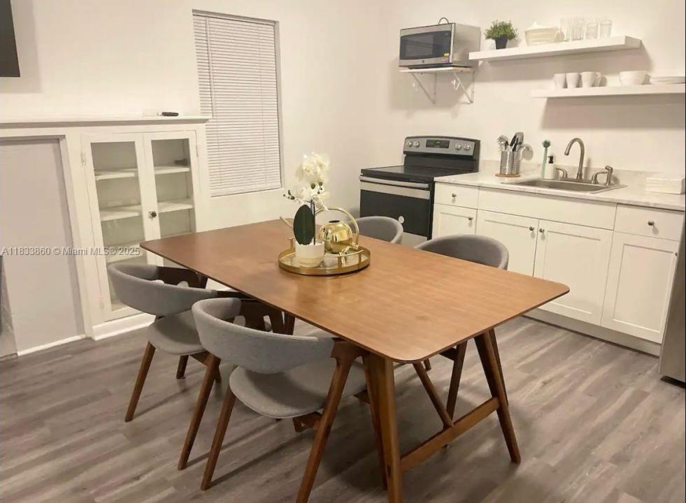 2993 SW 16th Ter, Miami, Florida 33145, Amerika Birleşik Devletleri