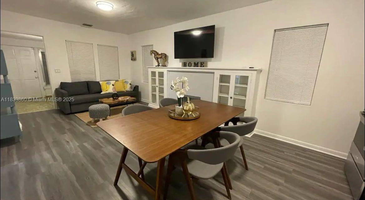 2993 SW 16th Ter, Miami, Florida 33145, Amerika Birleşik Devletleri