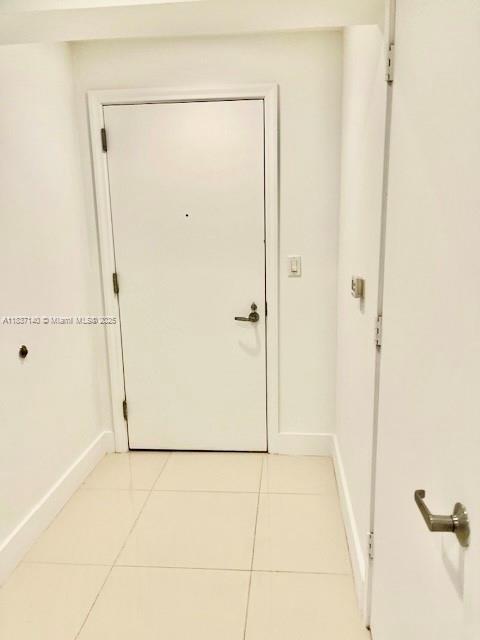 1050 Brickell Ave 802, Miami, Florida 33131, Amerika Birleşik Devletleri