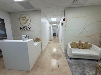 7445 W 4th Ave Unit #110, Hialeah, Florida 33014, USA