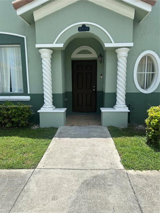 2834 SE 16th Ave 111, Homestead, Flórida 33035, Estados Unidos
