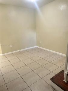 2834 SE 16th Ave 111, Homestead, Florida 33035, USA