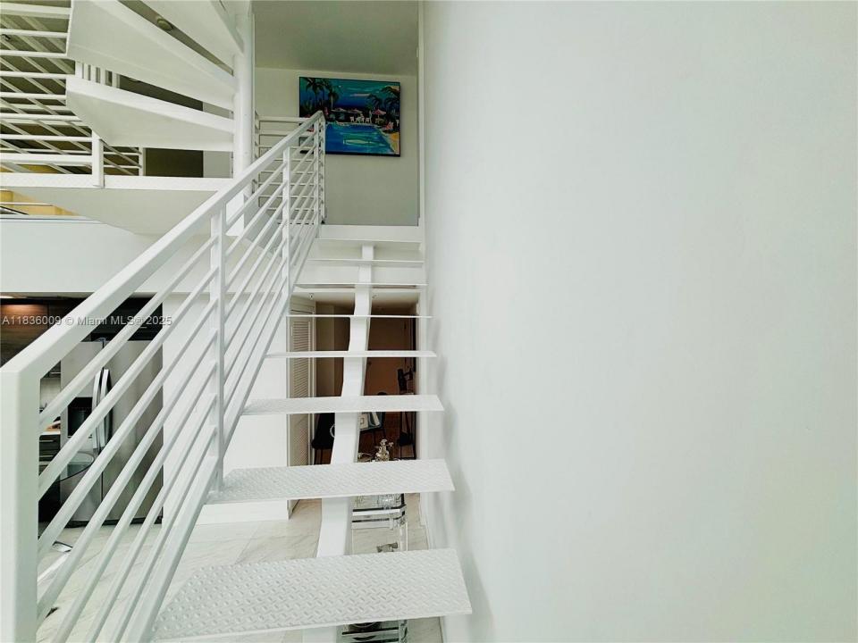 421 Meridian Ave 15, Miami Beach, فلوريدا 33139, الولايات المتحدة