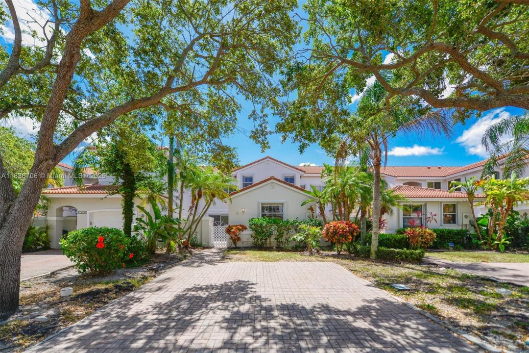 1551 Seagrape Way, Hollywood, Floride 33019, États-Unis