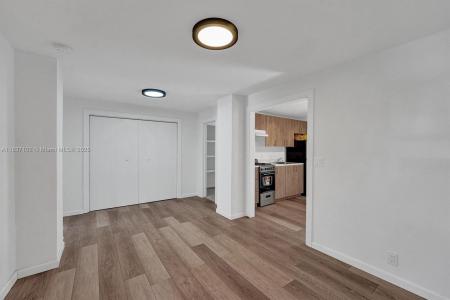 310 N Ocean Breeze 1, Palm Beach, Florida 33460, USA