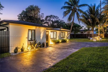 14500 NE 18th Ave, Miami, Florida 33181, USA