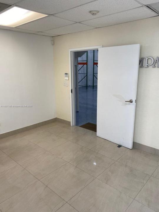 5930 NW 99th Ave 4, Doral, 佛羅里達州 33178, 美國