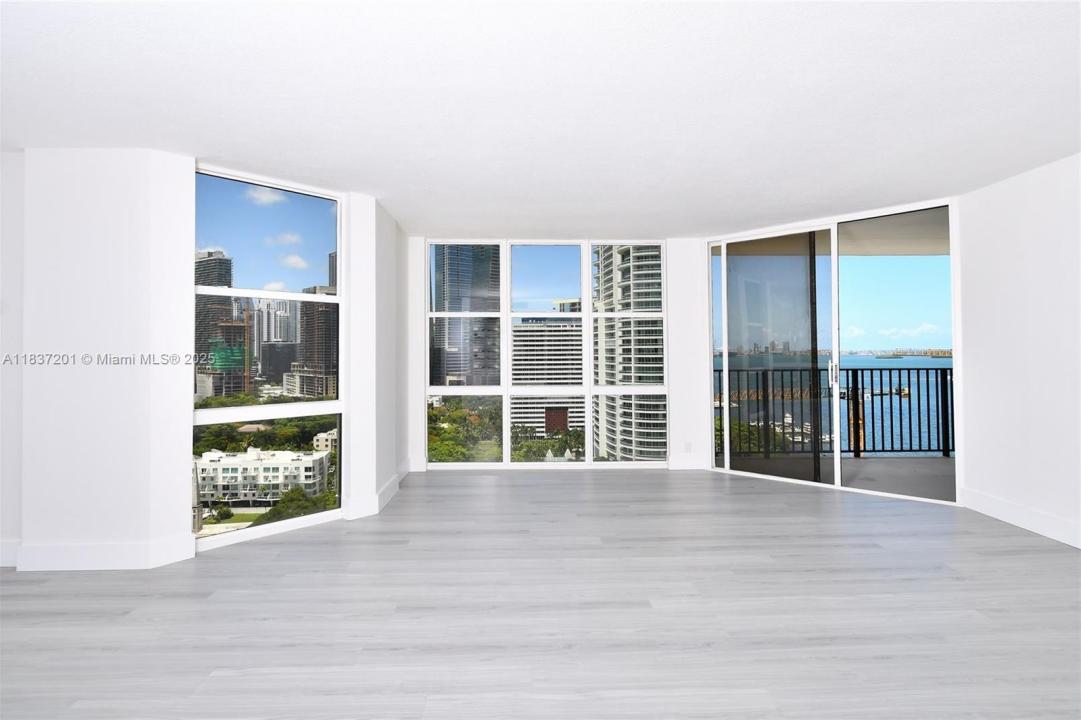 1901 Brickell Ave B2209, Miami, Flórida 33129, Estados Unidos