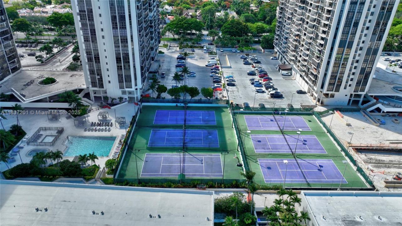 1901 Brickell Ave B2209, Miami, Flórida 33129, Estados Unidos