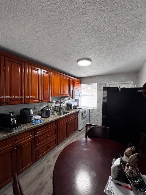 10775 SW 4th St, Sweetwater, 佛羅里達州 33174, 美國