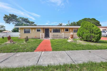365 NW 198th St, Miami Gardens, Florida 33169, USA
