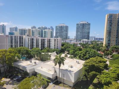 17021 N Bay Rd 1015, Sunny Isles Beach, Florida 33160, USA