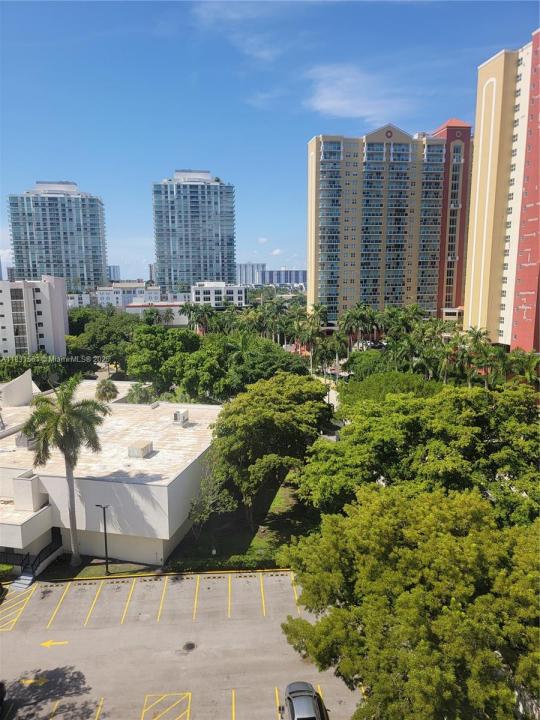 17021 N Bay Rd 1015, Sunny Isles Beach, Florida 33160, Amerika Birleşik Devletleri