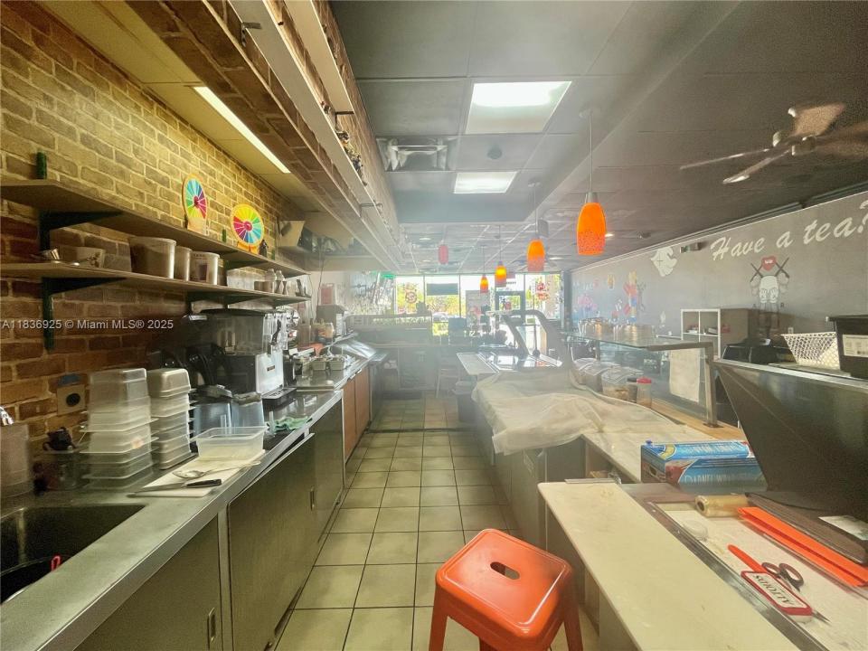 10251 Pines Blvd, Pembroke Pines, Florida 33026, Estados Unidos
